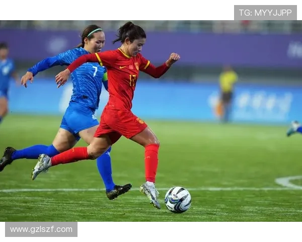 亚运会回顾：杭州足球队展现卓越团队协作精神与拼搏精神